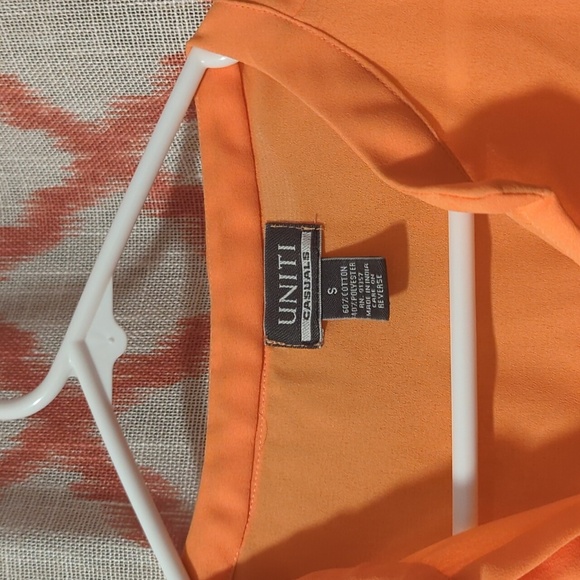 Women's Coral Top - Picture 2 of 3